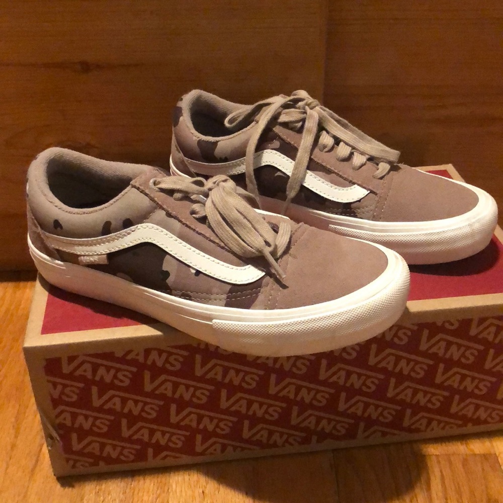 Vans sneakers